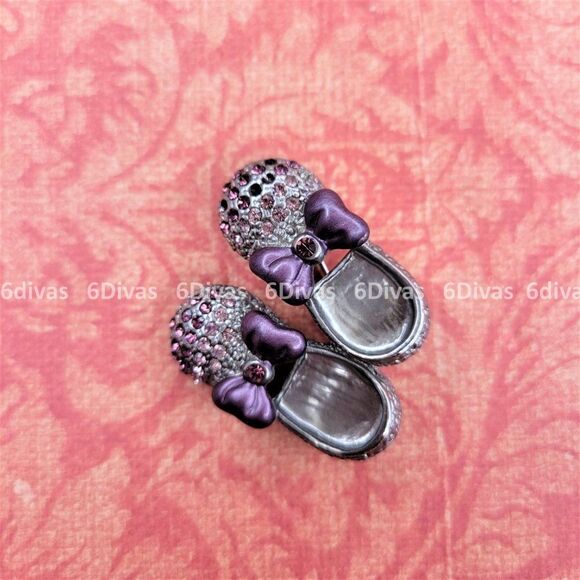 BABY Shoes Brooch Pin - Picture 3 of 5